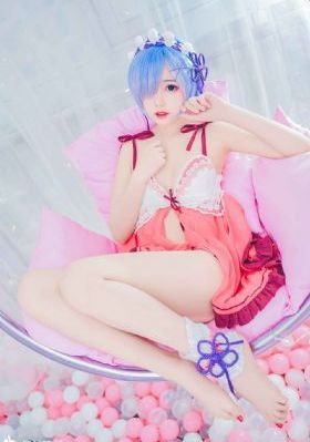 女教师巨大乳孔中文字幕_手机在线看片