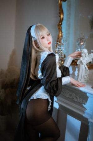 甘雨开襟抱枕的设计特点_DVD完整版观看
