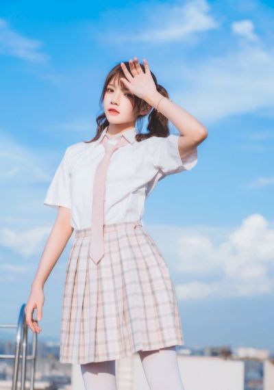 日韩av卡一卡二_视频全集
