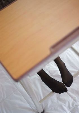 玉米地艳妇夹得好紧紧_在线视频免费观看