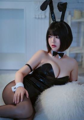 美女被打扎克的视频_日本电影视频网址大全